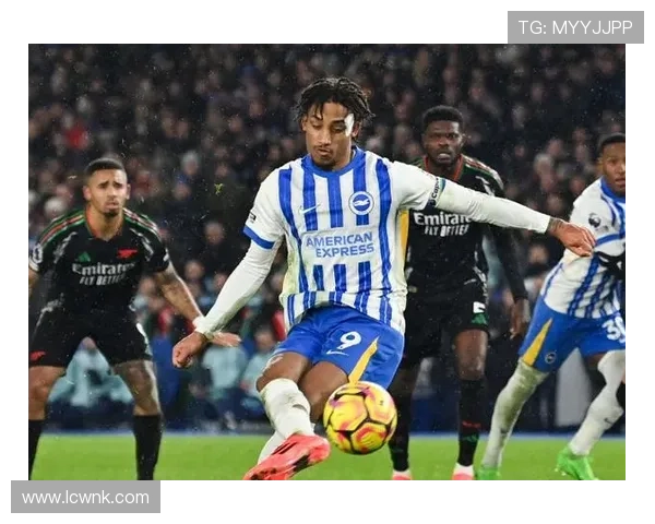 布莱顿18岁新星补时倒钩绝平